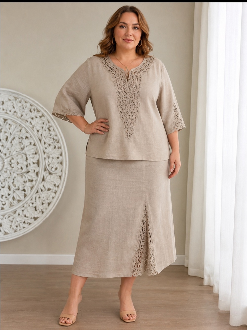 ESSENCE  Embroidered two piece set